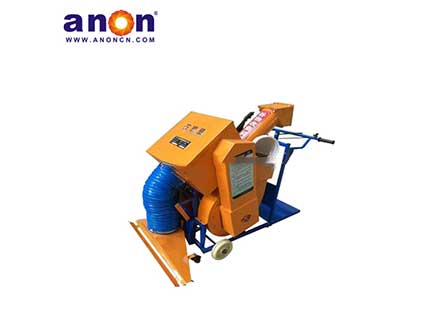 ANON Self-propelled Grain Collecting