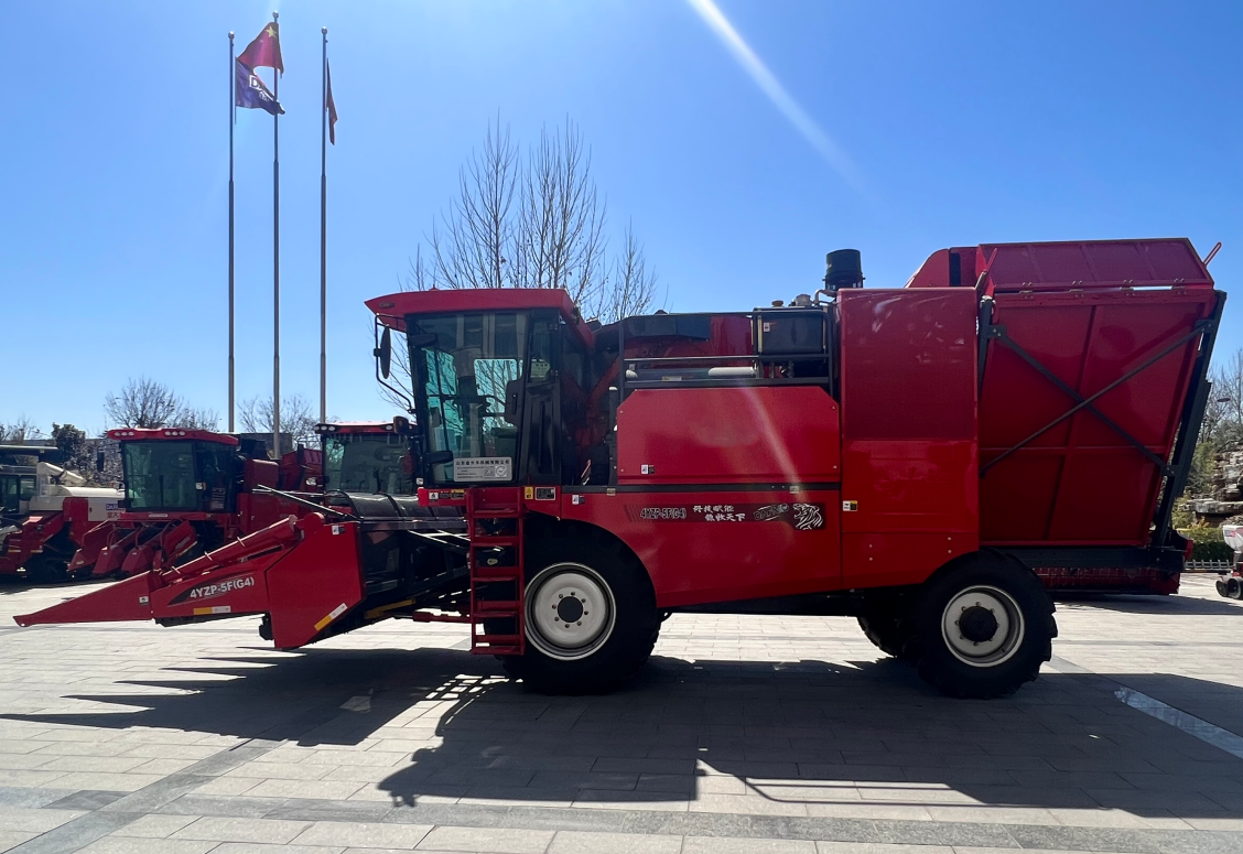 Corn Combine Harvester